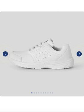 Comfort Wear Stride Cushion Sneaker Shoes Size 8 White Excellent Condition